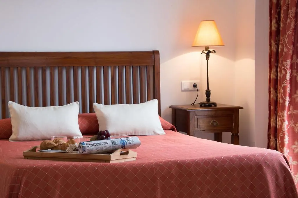Apartamentos Plaza Cavana 5 Nerja 0*,