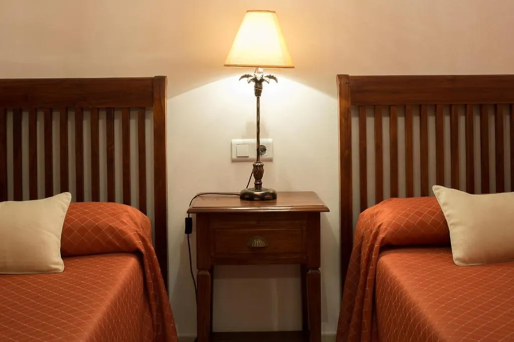 Apartamentos Plaza Cavana 5 Nerja 0*,  Spanien