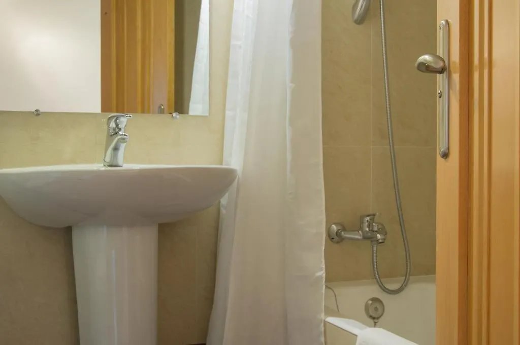 Apartamentos Plaza Cavana 5 Nerja 0*,  Spanien